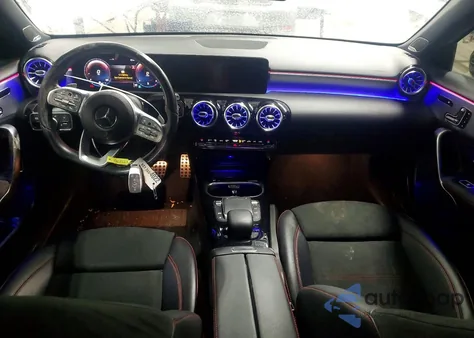 2021 Mercedes-Benz A 220 4Matic z USA, uszkodzony, nr VIN W1K3G4FB0MJ277486